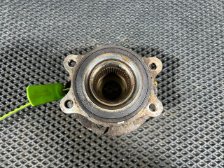 ступица Audi A8 D4/4H 2012, 4.2 л., CDRA, бензин, АКПП, седан, 8K0407615B