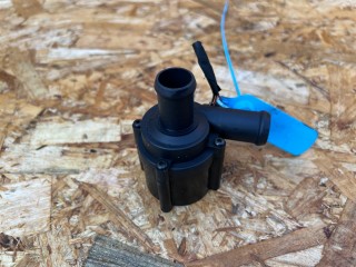 насос антифриза дополнительный Audi A8 D4/4H [рестайлинг] 2013, 4.0 л., CEUA, бензин, АКПП, седан, 059121012A