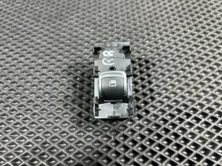 кнопка стеклоподъемника двери задней Kia Sorento 4 поколение 2023, 2.0 л., G4KA, бензин, АКПП, внедорожник 5 дв., передний привод, 93581-P2000