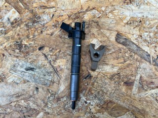 форсунка BMW 7 серия G11/G12 2017, 3.0 л., B57 D30 A, дизель, АКПП, седан, 0445118, 13538571563, 8571565