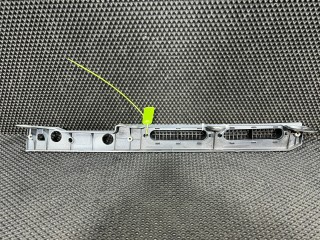 крепление ( кронштейн ) крыла Land Rover Range Rover Sport 2 поколение L494 2016, 3.0 л., 30DDTX, дизель, АКПП, внедорожник 5 дв., CPLA16151AB, LR116261, LR101962, LR056963, LR045799