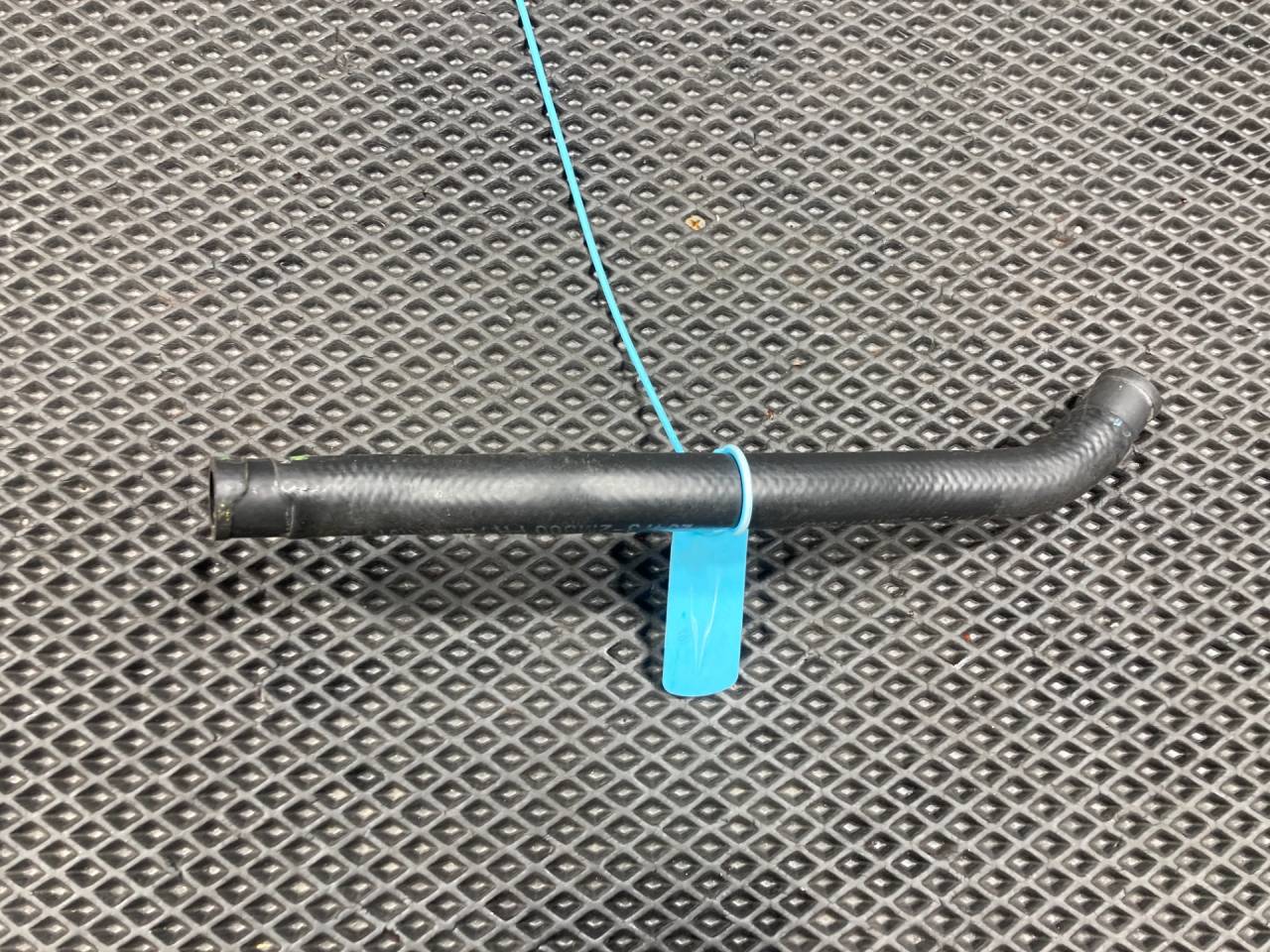 патрубок (трубопровод, шланг) Kia K5 3 поколение 2020, 1.6 л., G4FP, бензин, АКПП, 25473-2M800 - фото №1