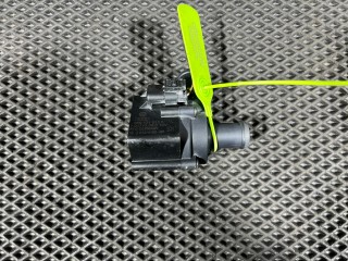 насос антифриза дополнительный Audi S8 D4 2013, 4.0 л., CGTA, бензин, АКПП, седан, 059121012A