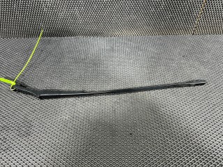 щеткодержатель (поводок стеклоочистителя, дворник) Audi A6 Allroad Quattro C8 2020, 3.0 л., бензин, АКПП, универсал, 4K1955408