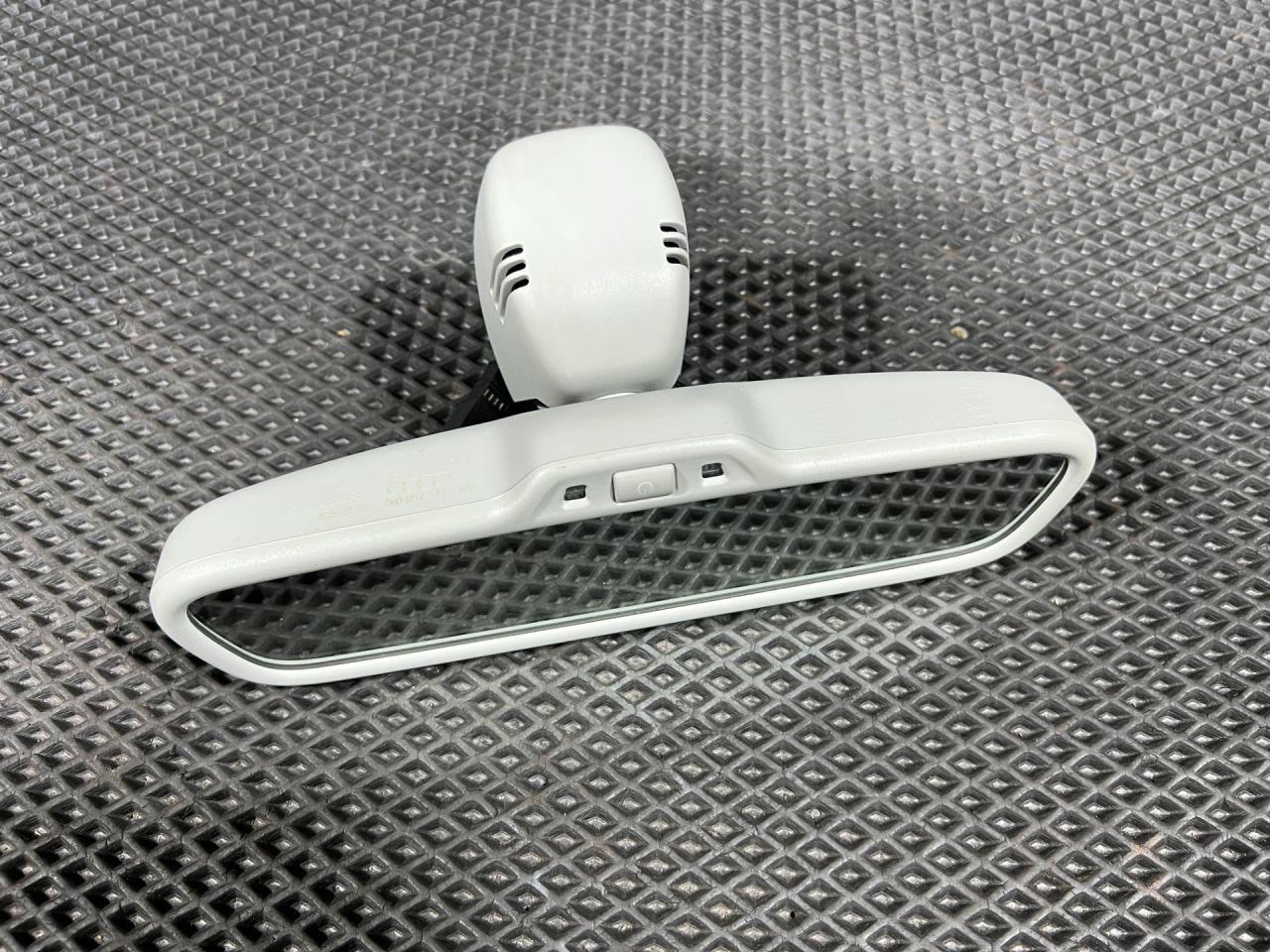 зеркало салона Audi S8 D4 2013, 4.0 л., CGTA, бензин, АКПП, седан, 8K0857511G - фото №1