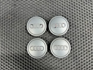 колпачок литого диска Audi S8 D4 2013, 4.0 л., CGTA, бензин, АКПП, седан, 8T0601170A