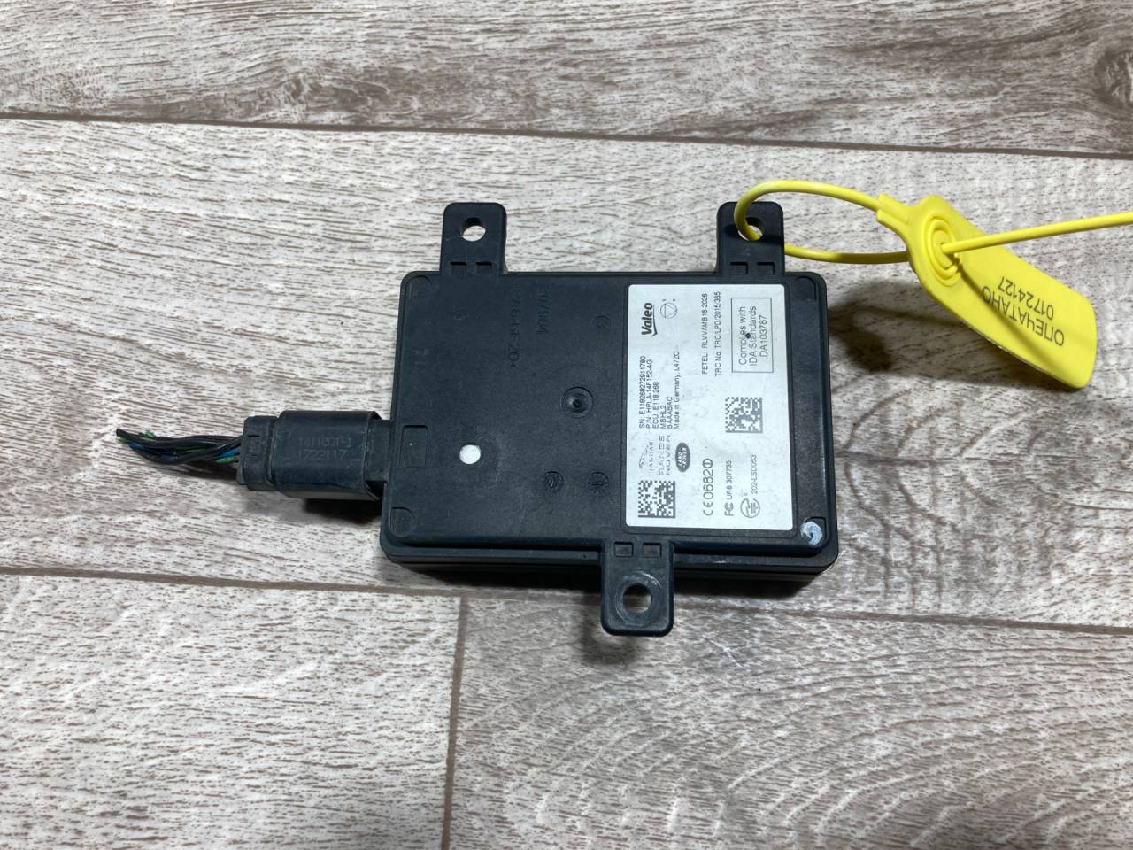 датчик мертвых (слепых) зон Land Rover Range Rover Sport 2 поколение L494 2014, 3.0 л., 306PS, бензин, АКПП, внедорожник 5 дв., LR082223, HPLA14F152AG - фото №1