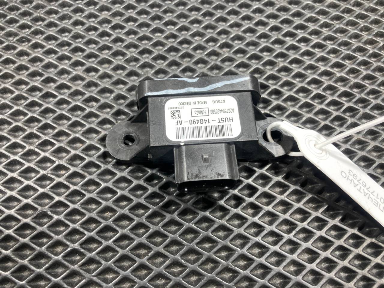 Блок управления BCM (Body Control Module) Ford Bronco Sport 1 поколение 2020, 1.5 л., бензин, АКПП, внедорожник 5 дв., HU5T-14G490-AF - фото №1