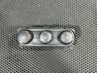 блок управления печки / климат-контроля Chevrolet Trax 2 поколение 2024, 1.2 л., бензин, АКПП, внедорожник 5 дв., передний привод, 42864993, 42733710