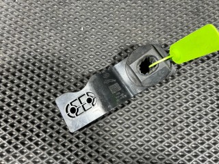 кронштейн радиатора Jaguar XE 1 поколение 2017, 2.0 л., бензин, АКПП, седан, T2H25177, GX738K337AD, T2H44758