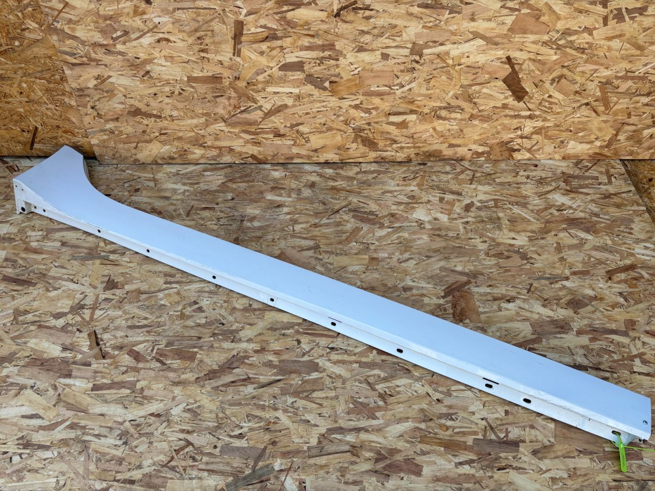 накладка на порог Jaguar XE 1 поколение X760 2016, 3.0 л., бензин, АКПП, T4N14772LML, T4N14773LML, T4N4711LML, T4N16182LML, T4N14622LML, GX73101D56A - фото №1