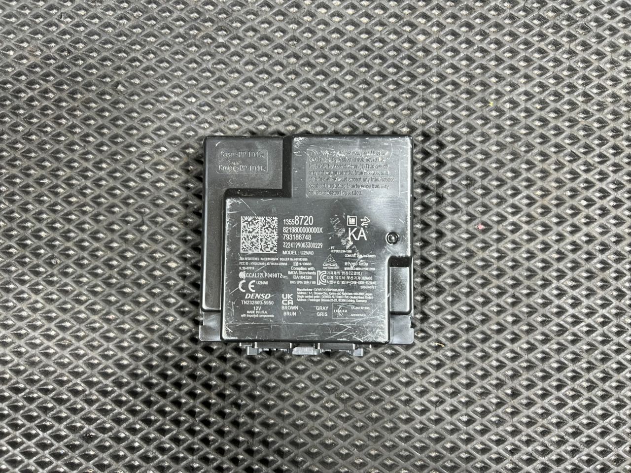 Блок управления бесключевым доступом Chevrolet Trax 2 поколение 2023, 1.2 л., бензин, АКПП, внедорожник 5 дв., 13558720 - фото №1