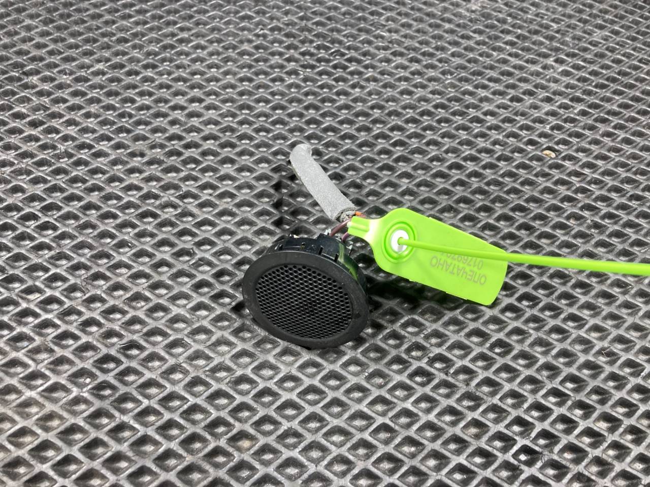 динамик Land Rover Range Rover 4 поколение L405 2015, 3.0 л., 306PS, бензин, АКПП, внедорожник 5 дв., DH5218808AA, T4N3828 - фото №1