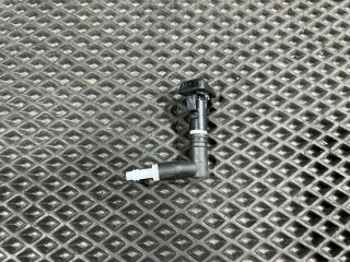 форсунка омывателя лобового стекла Chevrolet Trax 2 поколение 2023, 1.2 л., бензин, АКПП, внедорожник 5 дв., 42734806