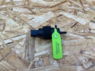 насос (моторчик) омывателя стекла Audi A8 D4/4H [рестайлинг] 2013, 4.2 л., CDRA, бензин, АКПП, седан, 8K5955647