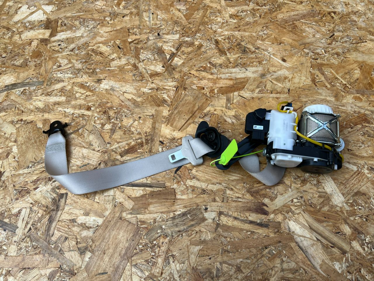 ремень безопасности BMW 7 серия G11/G12 2017, 3.0 л., B57 D30 A, дизель, АКПП, седан, 34177030, S2740242409 - фото №1