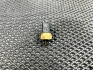 датчик давления масла Volkswagen Taos 1 поколение 2023, 1.5 л., DNKA, бензин, АКПП, внедорожник 5 дв., передний привод, 05E906060A