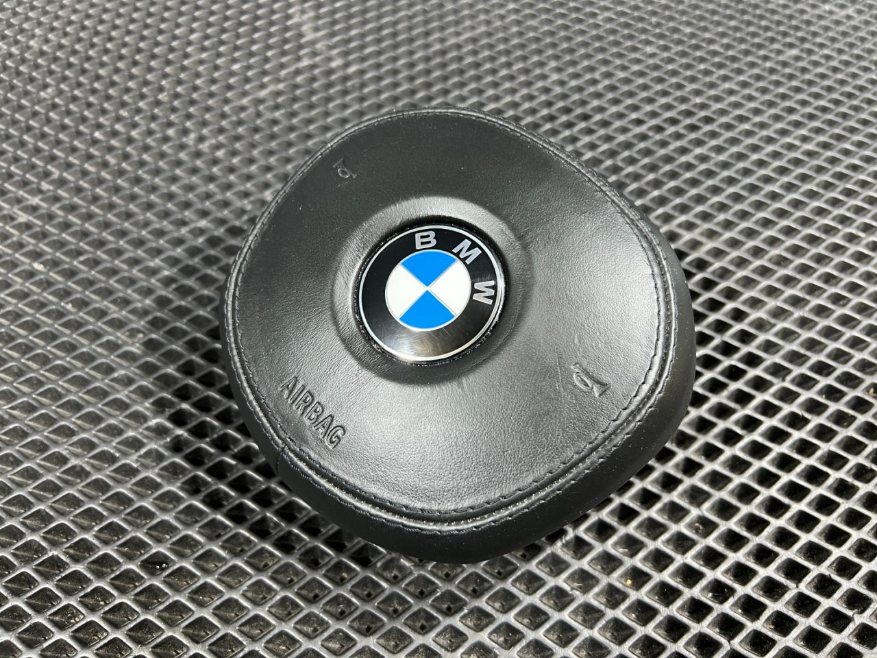 подушка безопасности водителя BMW 7 серия G11/G12 2017, 3.0 л., B57 D30 A, дизель, АКПП, седан, 33785572401 - фото №1