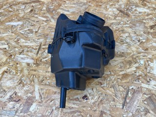 корпус воздушного фильтра Audi A8 D4/4H 2012, 4.2 л., CDRA, бензин, АКПП, седан, 4H0133823J, 4H0183, 4H0133383