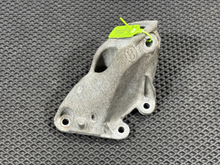 кронштейн двигателя BMW 7 серия G11/G12 2017, 4.4 л., N63 B44 A, бензин, АКПП, седан, 6861552, 22116861552