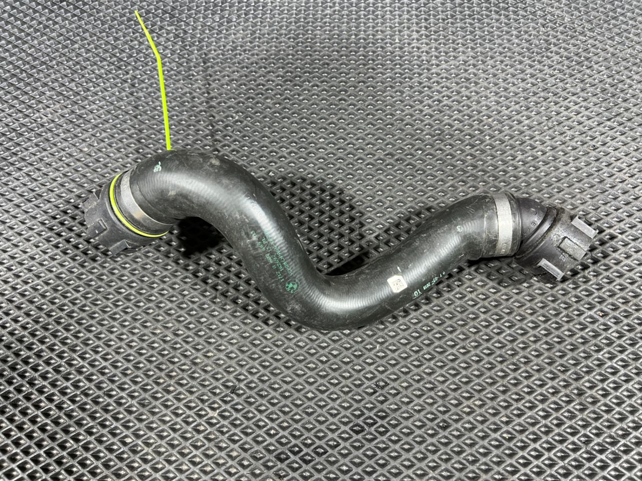 патрубок (трубопровод, шланг) BMW 7 серия G11/G12 2017, 4.4 л., бензин, АКПП, седан, 17128602669 - фото №1