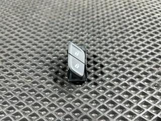 кнопка центрального замка Chevrolet Trax 2 поколение 2023, 1.2 л., бензин, АКПП, внедорожник 5 дв., 84629910, 13423093, 87816456