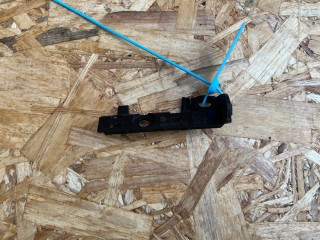 крепление ( кронштейн ) крыла Audi A8 D4/4H [рестайлинг] 2013, 4.0 л., CEUA, бензин, АКПП, седан, 4H0853914C