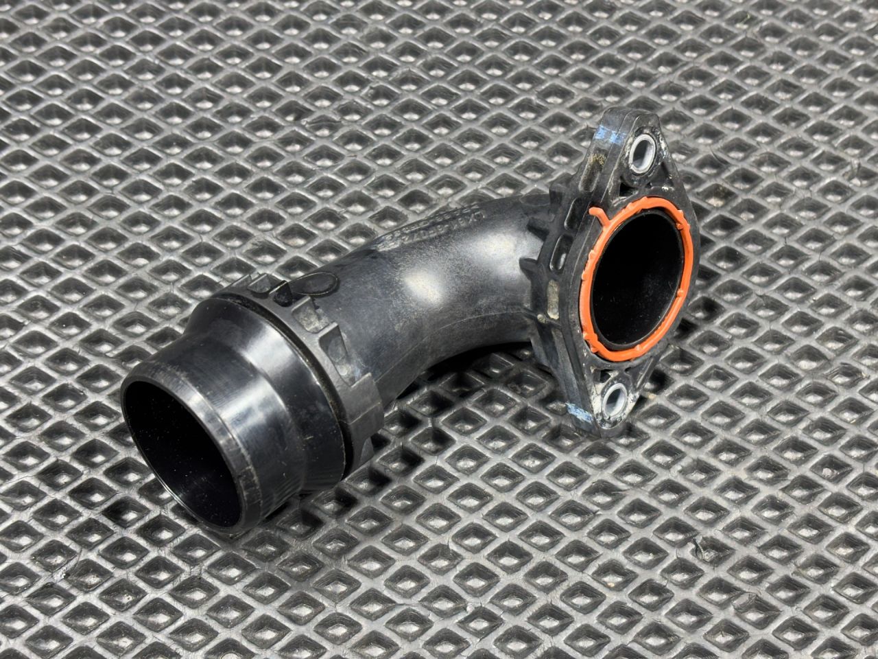 патрубок интеркулера Ford Bronco Sport 1 поколение 2021, 1.5 л., бензин, АКПП, внедорожник 5 дв., LX61-6F072-EB - фото №1