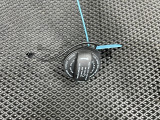 пробка топливного бака Volkswagen Taos 1 поколение 2023, 1.5 л., DNKA, бензин, АКПП, внедорожник 5 дв., передний привод, 5Q0201553A