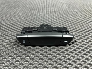 кнопка (выключатель) Chevrolet Trax 2 поколение 2024, 1.2 л., бензин, АКПП, внедорожник 5 дв., передний привод, 42749028