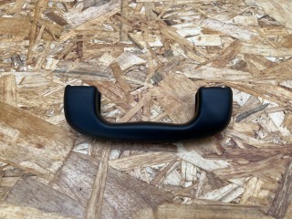 ручка внутренняя потолочная Chevrolet Trax 2 поколение 2024, 1.2 л., LIH, бензин, АКПП, внедорожник 5 дв., передний привод, 42687355