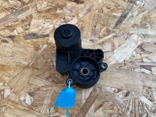 электроручник Audi A8 D4/4H [рестайлинг] 2013, 4.0 л., CEUA, бензин, АКПП, седан, 4H0998281, 5QN615406