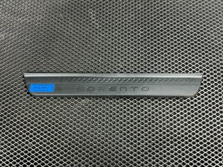 накладка на порог внутренняя Kia Sorento 4 поколение 2023, 2.5 л., бензин, АКПП, внедорожник 5 дв., передний привод, 85873-R5200WK