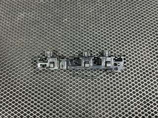 Кронштейн крепления порога BMW 7 серия G11/G12 2017, 3.0 л., B57 D30 A, дизель, АКПП, седан, 51777357132