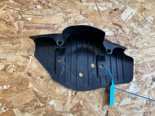 защита днища Volkswagen Tiguan 2 поколение [рестайлинг] 2024, 2.0 л., DTEA, бензин, АКПП, внедорожник 5 дв., полный привод, 5QM501733