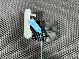 ручка открывания капота Porsche Macan GTS 1 поколение [2-й рестайлинг] 95B 2022, 2.9 л., DGR, бензин, АКПП, внедорожник 5 дв., 8R2823633, 8T2823533