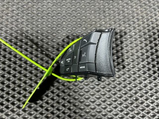 кнопки управления на руле Jaguar F-Pace 1 поколение 2017, 3.0 л., бензин, АКПП, внедорожник 5 дв., GX7313D767AC