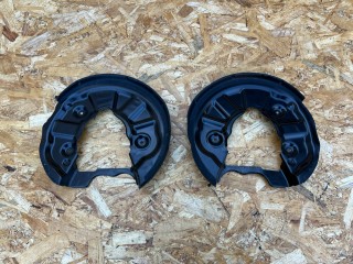 защитный кожух тормозного механизма Volkswagen Tiguan 2 поколение [рестайлинг] 2024, 2.0 л., DTEA, бензин, АКПП, внедорожник 5 дв., полный привод, 5Q0615611S, 5Q0615612S