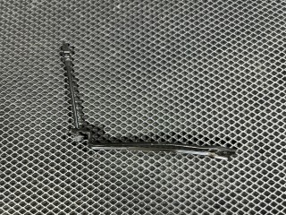 крепление аккумулятора Chevrolet Trax 2 поколение 2023, 1.2 л., LIH, бензин, АКПП, внедорожник 5 дв., 42581131, 42702669