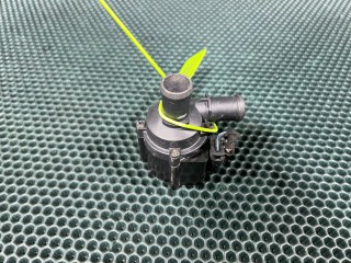 насос антифриза дополнительный Audi A5 F5 [рестайлинг] 2019, 2.0 л., бензин, АКПП, купе, 06H121601N, 06H121601K