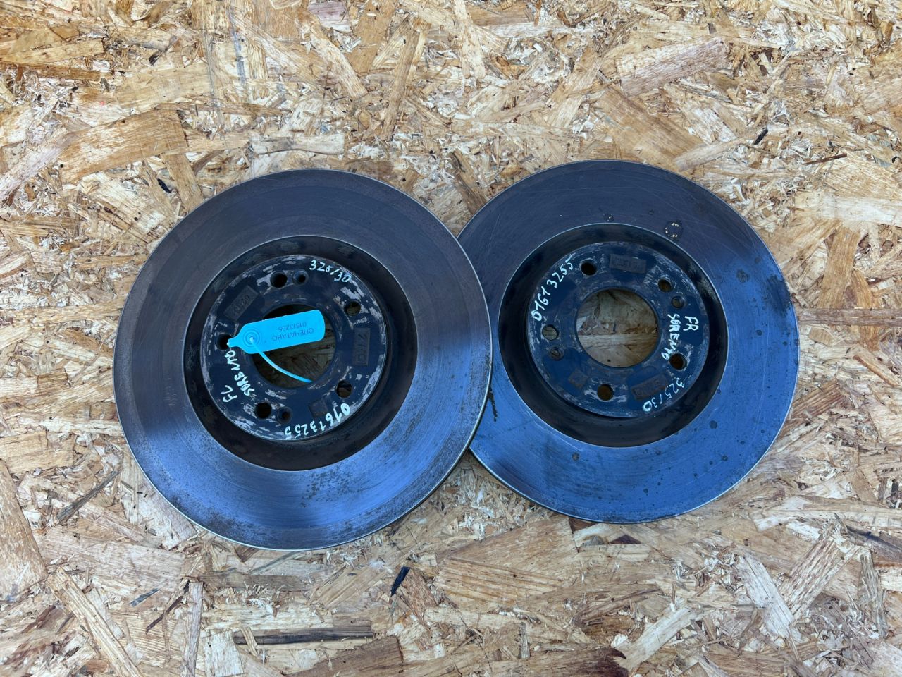 диски тормозные (комплект) Kia Sorento 4 поколение 2023, 2.5 л., бензин, АКПП, внедорожник 5 дв., передний привод, 51712R5000 - фото №1