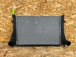 интеркулер Volkswagen Golf Alltrack 7 поколение [рестайлинг] 2017, 1.8 л., CJSA, бензин, АКПП, 5Q0145803T