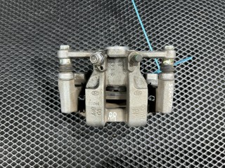 суппорт задний правый Kia Sorento 4 поколение 2023, 2.5 л., бензин, АКПП, внедорожник 5 дв., передний привод, 58230P2300