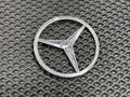 эмблема Mercedes-Benz GL-Класс X164 [рестайлинг] 2010, 4.7 л., M 273.923, бензин, АКПП, внедорожник 5 дв., A1648170016 - фото №3