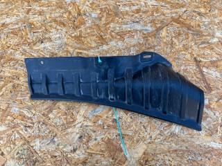 воздуховод (дефлектор) радиатора Chevrolet Trax 2 поколение 2024, 1.2 л., бензин, АКПП, внедорожник 5 дв., передний привод, 42734486