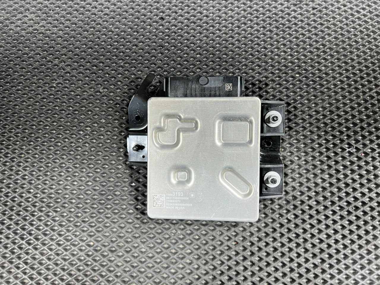 блок управления топливным насосом Chevrolet Trax 2 поколение 2024, 1.2 л., бензин, АКПП, внедорожник 5 дв., передний привод, 13563193, 13551110, 13543038, 13541412, 13536028, 13553577 - фото №1