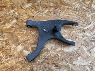 рычаг задний левый Audi A8 D4/4H [рестайлинг] 2013, 4.0 л., CEUA, бензин, АКПП, седан, 8R0505311F