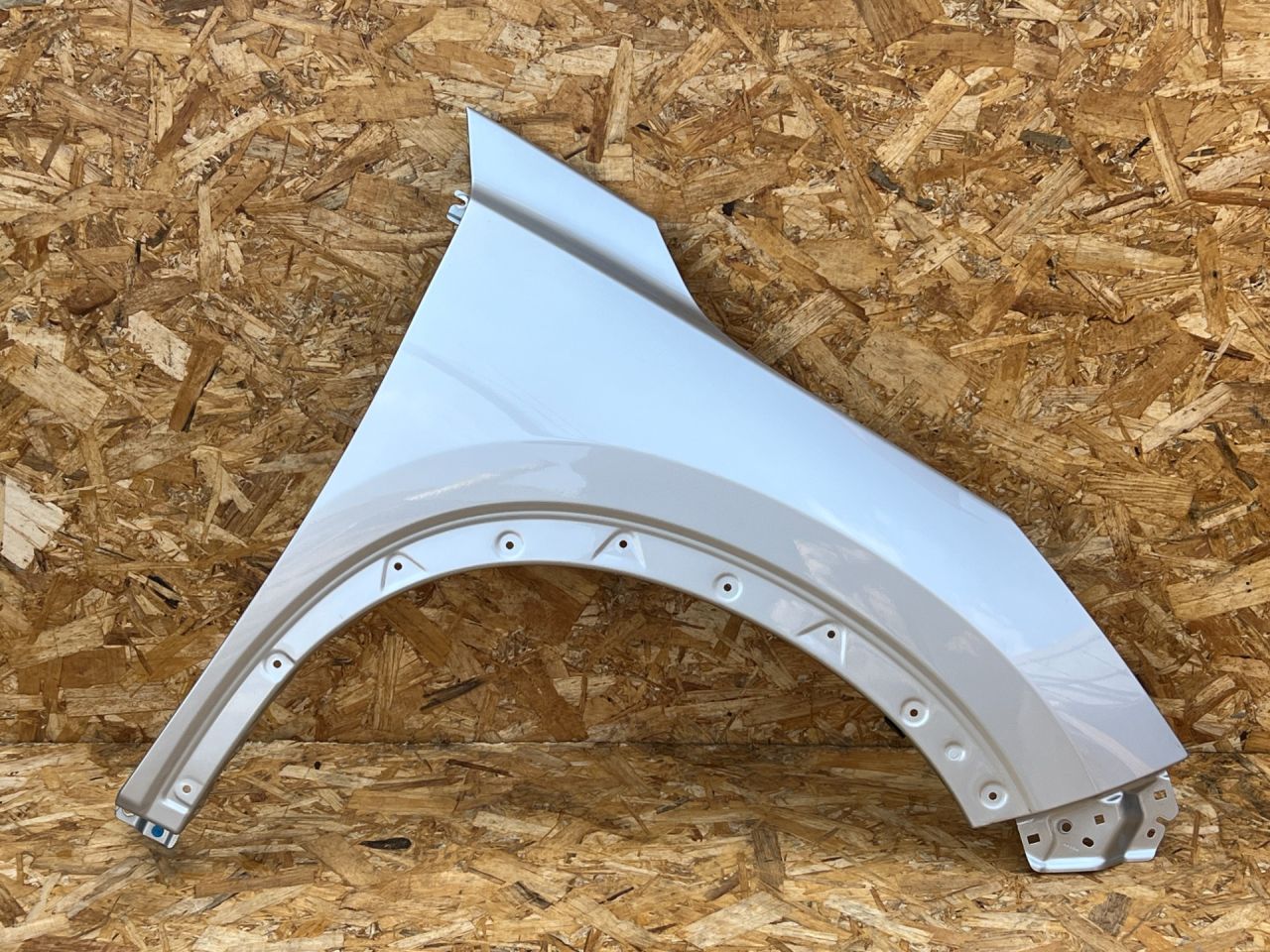 крыло переднее правое Nissan Rogue T33 2023, 1.5 л., KR15, бензин, АКПП, внедорожник 5 дв., передний привод - фото №1