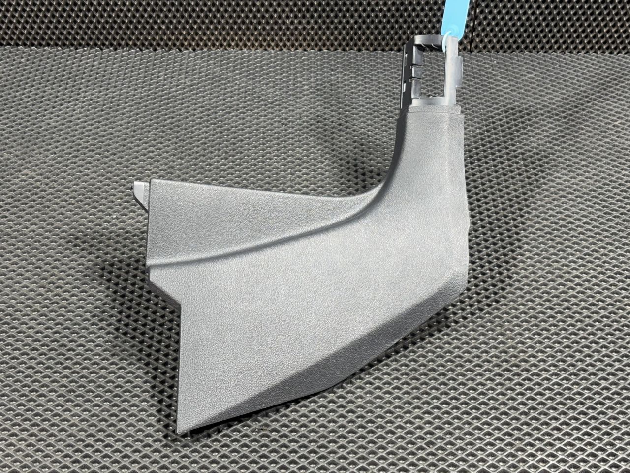 пластик Volkswagen Taos 1 поколение 2021, 1.5 л., DNKA, бензин, АКПП, внедорожник 5 дв., 2GJ863484 - фото №1