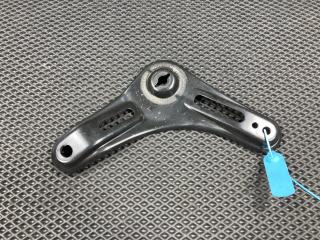 Кронштейн балки Kia K5 3 поколение 2020, 1.6 л., G4FP, бензин, АКПП, 62470L2000